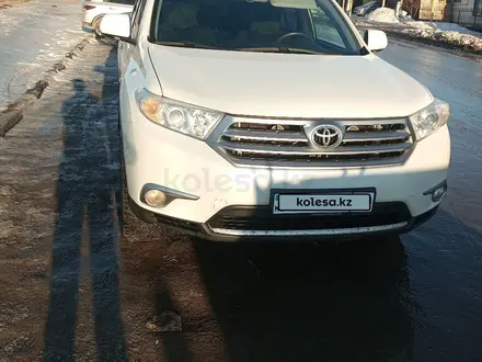 Toyota Highlander 2011 года за 13 800 000 тг. в Костанай