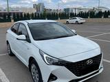 Hyundai Accent 2020 года за 8 200 000 тг. в Караганда – фото 3