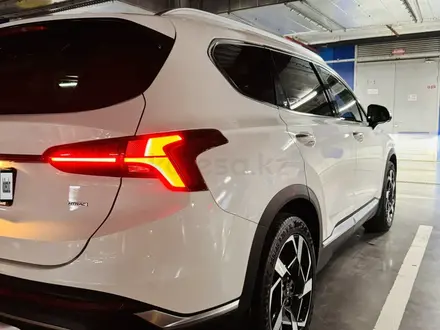 Hyundai Santa Fe 2022 года за 16 800 000 тг. в Астана – фото 23