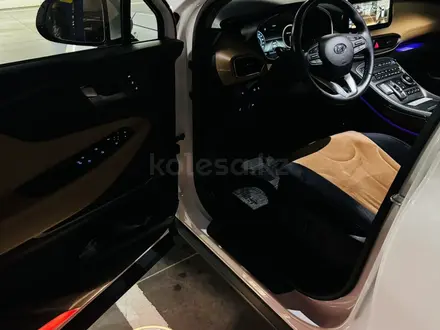 Hyundai Santa Fe 2022 года за 16 800 000 тг. в Астана – фото 27
