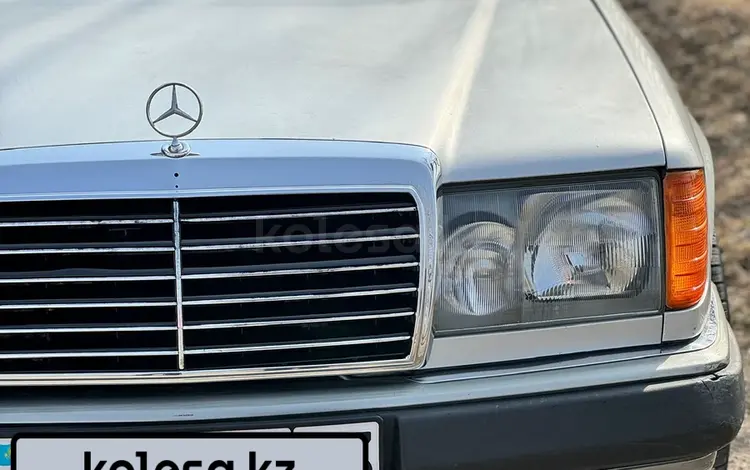 Mercedes-Benz E 260 1990 года за 1 600 000 тг. в Шымкент