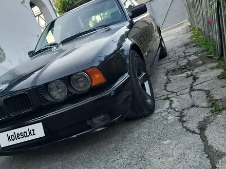 BMW 525 1992 года за 1 650 000 тг. в Алматы – фото 14
