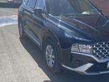 Hyundai Santa Fe 2022 года за 14 800 000 тг. в Караганда – фото 3