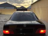 Mercedes-Benz E 320 2001 годаfor5 000 000 тг. в Жанаозен – фото 5