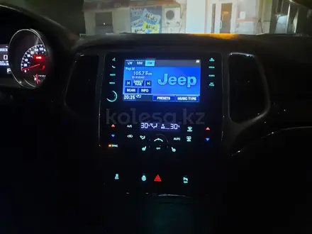 Jeep Grand Cherokee 2012 года за 11 500 000 тг. в Алматы – фото 9