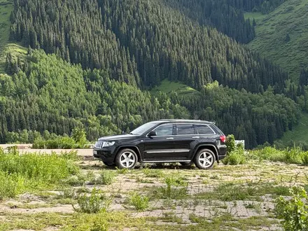 Jeep Grand Cherokee 2012 года за 11 500 000 тг. в Алматы – фото 5