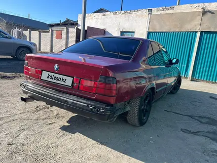 BMW 520 1991 года за 800 000 тг. в Семей – фото 2