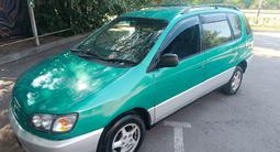 Toyota Ipsum 1997 года за 2 490 000 тг. в Алматы