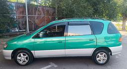 Toyota Ipsum 1997 года за 2 490 000 тг. в Алматы – фото 2