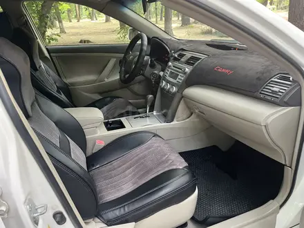 Toyota Camry 2007 года за 5 300 000 тг. в Тараз – фото 14