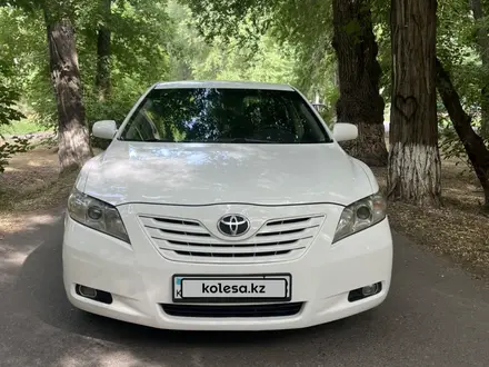 Toyota Camry 2007 года за 5 300 000 тг. в Тараз – фото 2