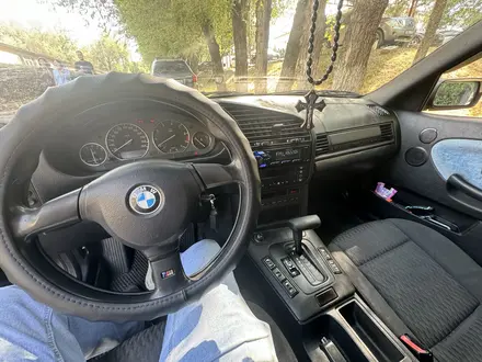 BMW 328 1996 года за 2 300 000 тг. в Алматы – фото 47