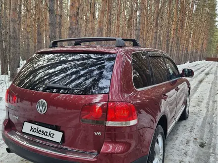 Volkswagen Touareg 2004 года за 4 200 000 тг. в Петропавловск – фото 2