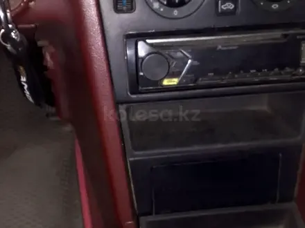 Mercedes-Benz C 200 1994 года за 1 050 000 тг. в Алматы – фото 2