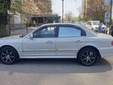 Hyundai Sonata 2002 годаүшін2 350 000 тг. в Алматы