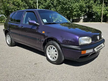 Volkswagen Golf 1995 года за 2 800 000 тг. в Шымкент – фото 2