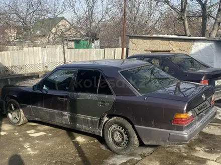 Mercedes-Benz E 260 1990 года за 850 000 тг. в Алматы – фото 2