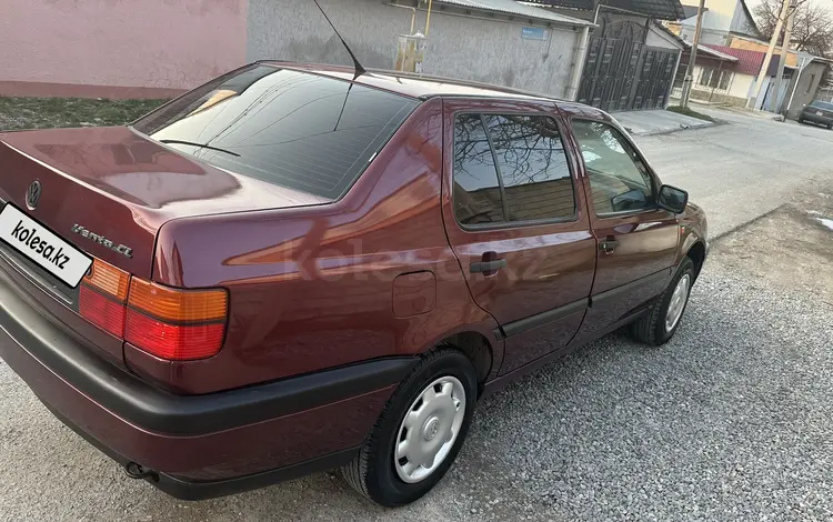 Volkswagen Vento 1992 годаfor1 800 000 тг. в Шымкент