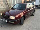 Volkswagen Vento 1992 года за 1 800 000 тг. в Шымкент – фото 5