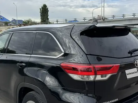 Toyota Highlander 2017 года за 10 800 000 тг. в Атырау – фото 8