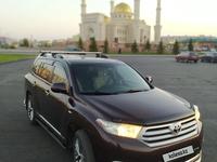 Toyota Highlander 2013 года за 15 850 000 тг. в Петропавловск