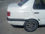 Volkswagen Vento 1993 года за 1 000 000 тг. в Тараз – фото 2