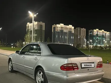 Mercedes-Benz E 280 2001 года за 4 500 000 тг. в Туркестан – фото 7