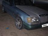 Mercedes-Benz E 200 1989 годаүшін450 000 тг. в Жезказган