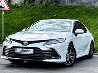 Toyota Camry 2021 года за 20 500 000 тг. в Алматы