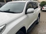 Toyota Land Cruiser Prado 2015 годаfor17 500 000 тг. в Актобе – фото 2