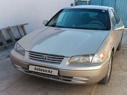 Toyota Camry 1998 года за 3 100 000 тг. в Кызылорда – фото 2