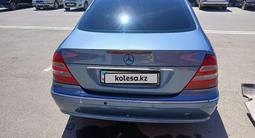 Mercedes-Benz E 240 2004 года за 2 200 000 тг. в Атырау – фото 4