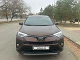 Toyota RAV4 2018 года за 12 200 000 тг. в Костанай