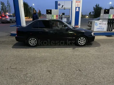 Hyundai Accent 2005 года за 2 500 000 тг. в Актобе – фото 2