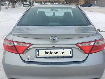 Toyota Camry 2017 года за 9 800 000 тг. в Караганда – фото 2