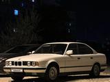 BMW 520 1990 года за 3 000 000 тг. в Актау – фото 2