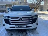 Toyota Land Cruiser 2023 года за 46 000 000 тг. в Актобе