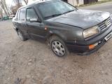 Volkswagen Vento 1993 года за 600 000 тг. в Тараз – фото 4