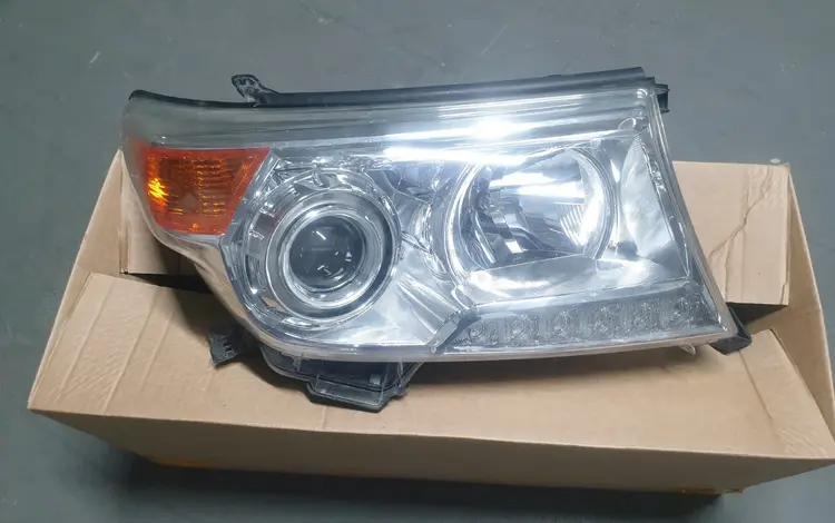 Фара на Land Cruiser 200 за 55 800 тг. в Алматы