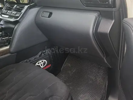 Toyota Land Cruiser 2021 года за 45 000 000 тг. в Атырау – фото 11