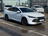BYD Qin L DM-i 2025 года за 8 800 000 тг. в Шымкент – фото 2