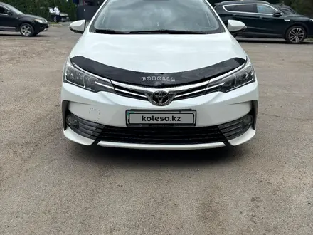 Toyota Corolla 2017 года за 6 951 000 тг. в Алматы – фото 3