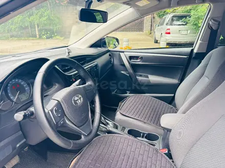 Toyota Corolla 2017 года за 6 951 000 тг. в Алматы – фото 9