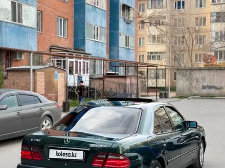Mercedes-Benz E 290 1997 года за 3 700 000 тг. в Алматы – фото 4