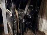 Двери на Ford explorer 4/двери фары крыло бампер на експлорер 4 за 5 000 тг. в Алматы