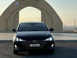 Hyundai Elantra 2019 года за 4 500 000 тг. в Актау – фото 2