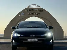 Hyundai Elantra, 2019
