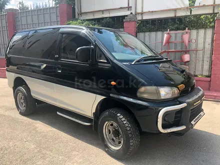 Mitsubishi Delica 1997 года за 2 750 000 тг. в Алматы