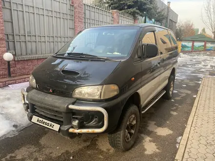 Mitsubishi Delica 1997 года за 2 750 000 тг. в Алматы – фото 2