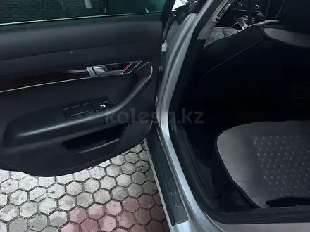 Audi A6 2004 года за 3 000 000 тг. в Алматы – фото 9